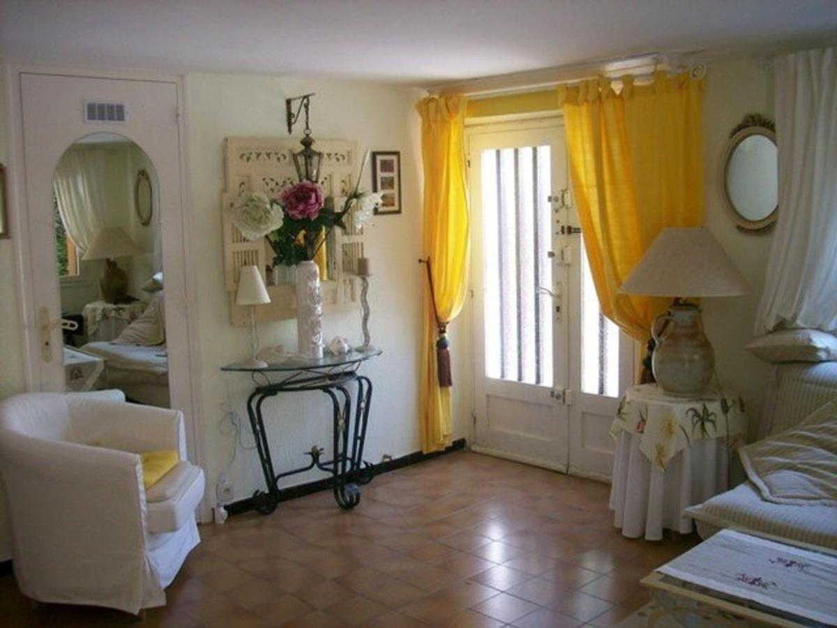 Appartement Le Lavandou, 2 pièces, 4 personnes - FR-1-251-12 Esterno foto